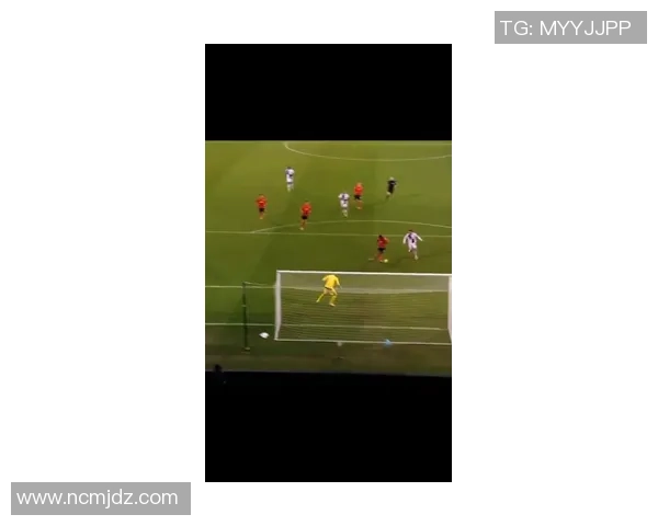 足球艺术的魅力与创作灵感探索之旅